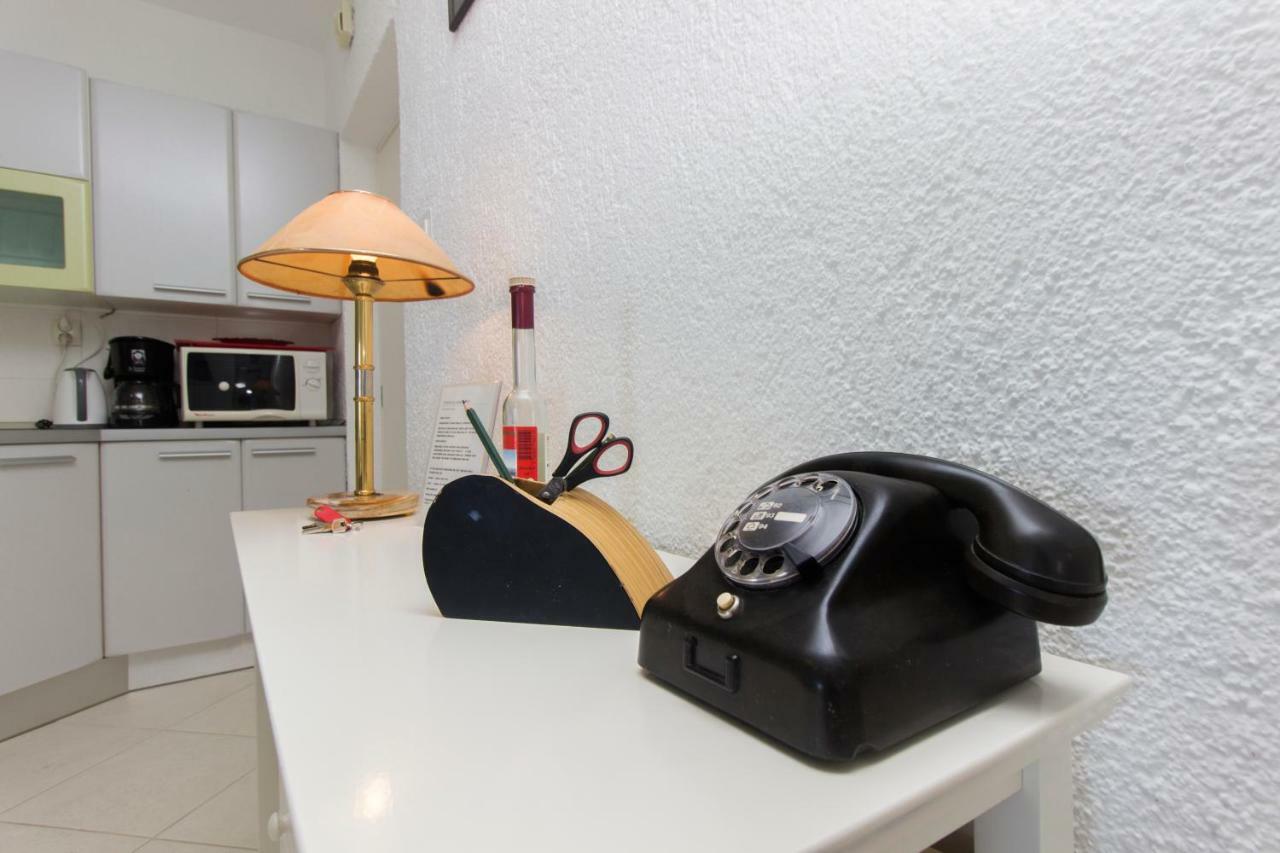 Consuela Apartment Brodarica  Eksteriør billede